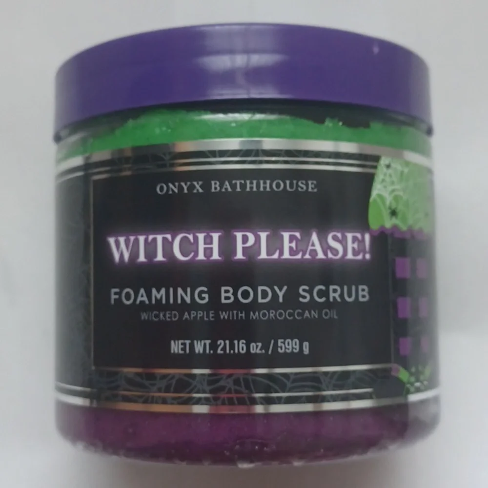 NIP WITCH PLEASE! Foaming Body Scrub